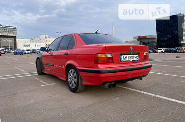 Седан BMW 3 Series 1992 в Житомирі