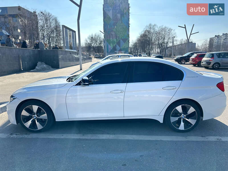 Седан BMW 3 Series 2013 в Киеве