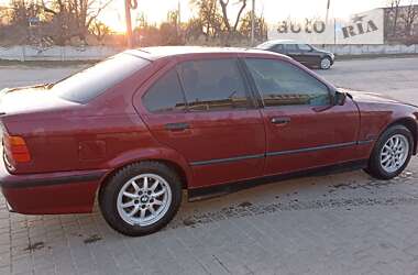Седан BMW 3 Series 1997 в Тульчине
