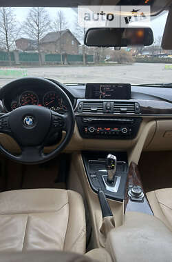 Седан BMW 3 Series 2012 в Умани