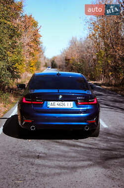 Седан BMW 3 Series 2019 в Кам'янському