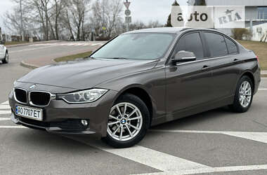 Седан BMW 3 Series 2015 в Киеве