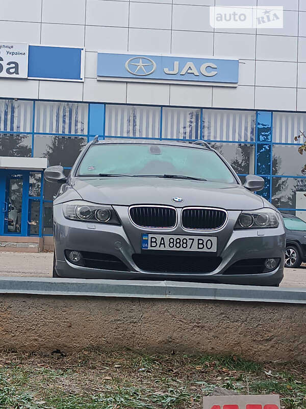 Универсал BMW 3 Series 2011 в Кропивницком