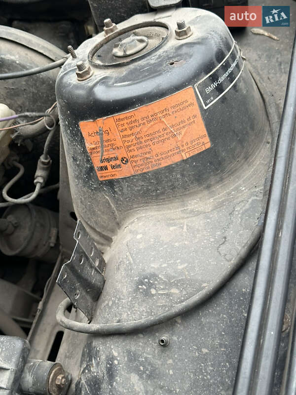 Купе BMW 3 Series 1986 в Запорожье фото 10 Купе BMW 3 Series 1986 в Запорожье