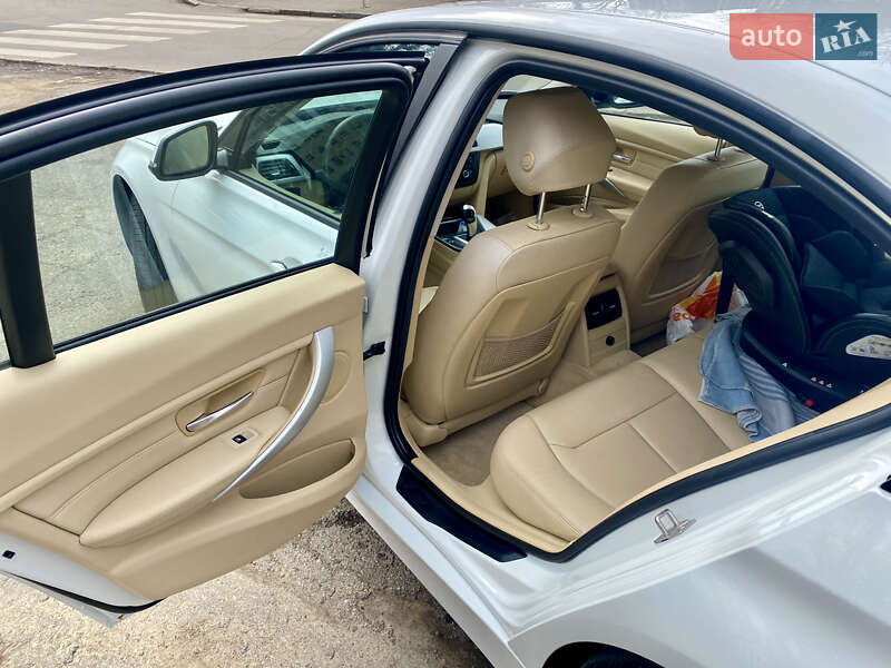 Седан BMW 3 Series 2012 в Одесі