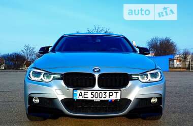 Седан BMW 3 Series 2015 в Дніпрі