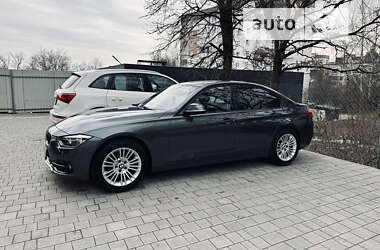Седан BMW 3 Series 2018 в Тернополе
