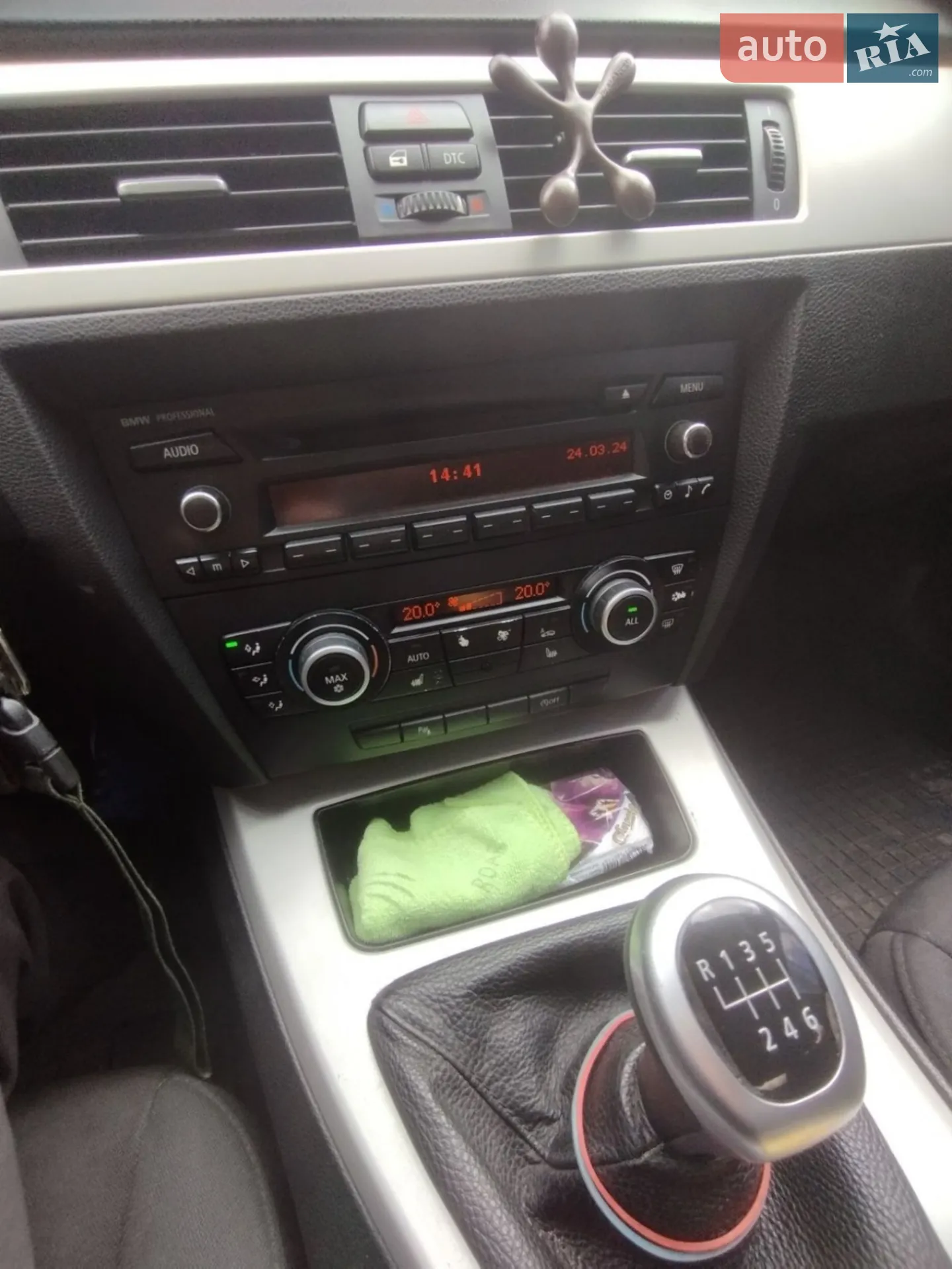 2010 BMW 3er - мініатюра 9