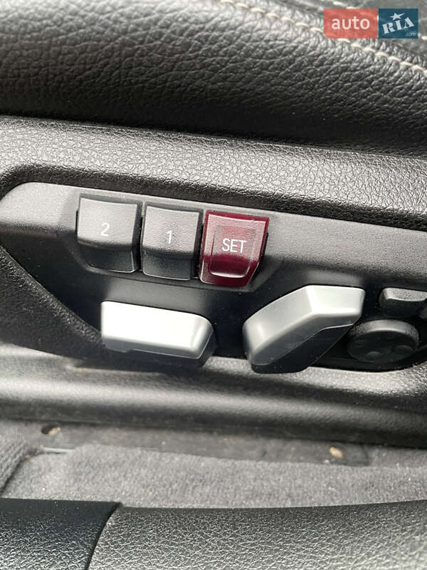 Універсал BMW 3 Series 2015 в Одесі