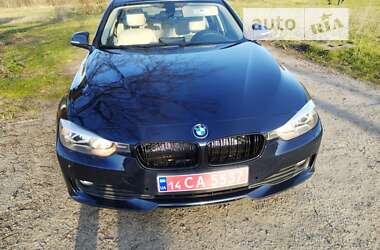 Седан BMW 3 Series 2013 в Червонограді
