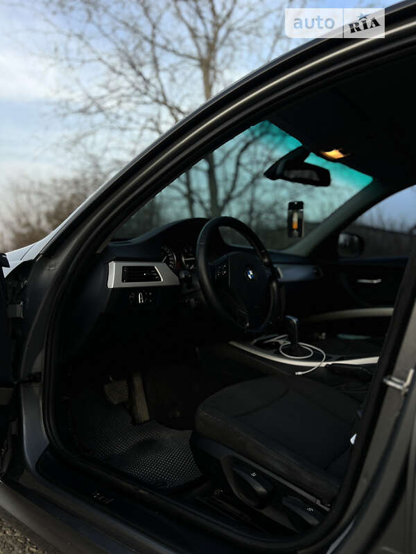 Универсал BMW 3 Series 2010 в Ивано-Франковске