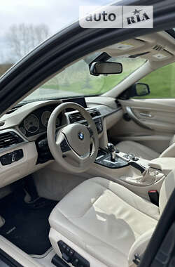 Седан BMW 3 Series 2012 в Умані