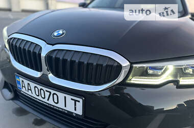 Универсал BMW 3 Series 2020 в Киеве