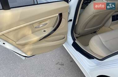 Седан BMW 3 Series 2016 в 