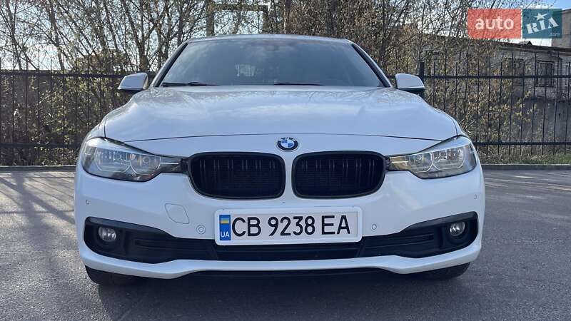 Седан BMW 3 Series 2016 в Чернігові