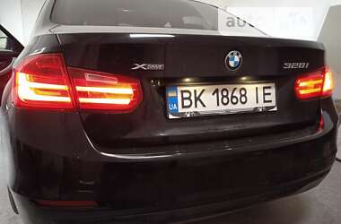 Седан BMW 3 Series 2013 в Ровно