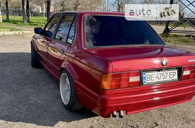 Седан BMW 3 Series 1990 в Николаеве