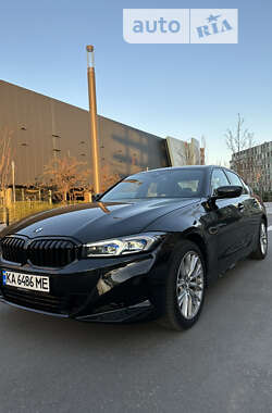 Седан BMW 3 Series 2023 в Киеве