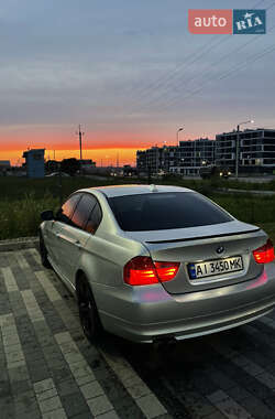 Седан BMW 3 Series 2010 в Василькові