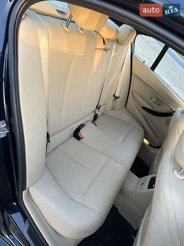 Седан BMW 3 Series 2015 в Одесі