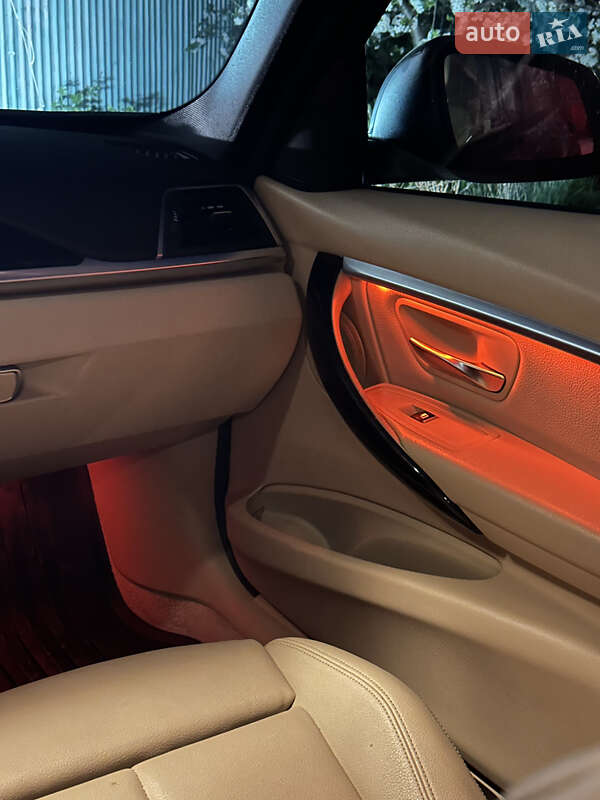 Седан BMW 3 Series 2015 в Одесі