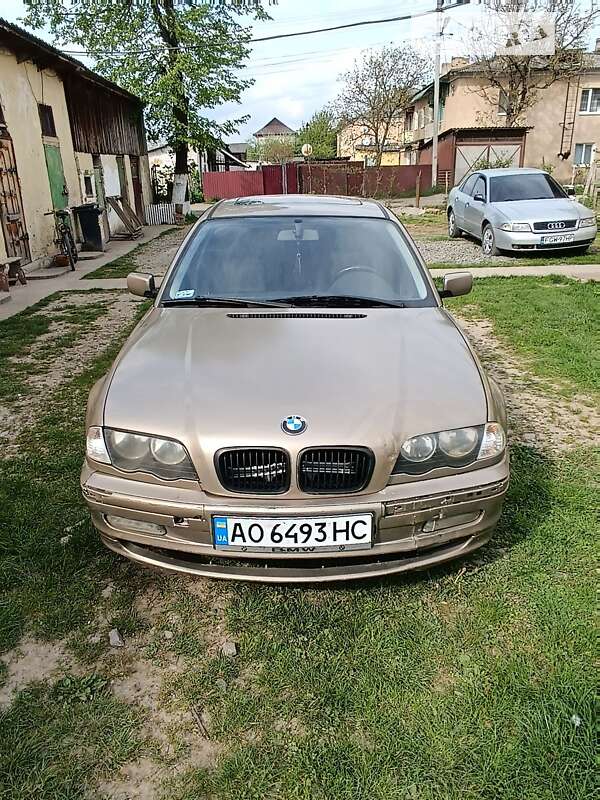 Седан BMW 3 Series 1999 в Ужгороде