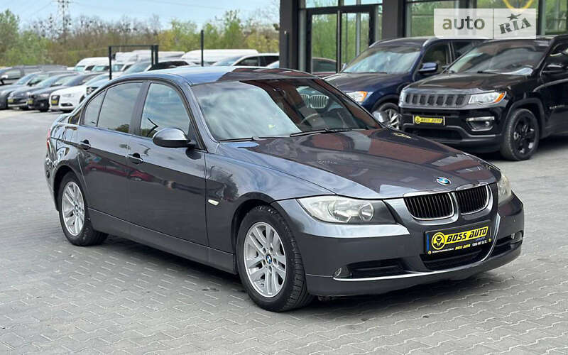 Седан BMW 3 Series 2006 в Черновцах