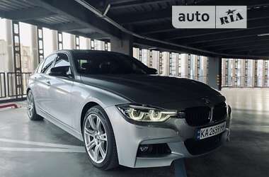 Седан BMW 3 Series 2015 в Киеве