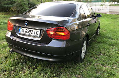 Седан BMW 3 Series 2005 в Лубнах