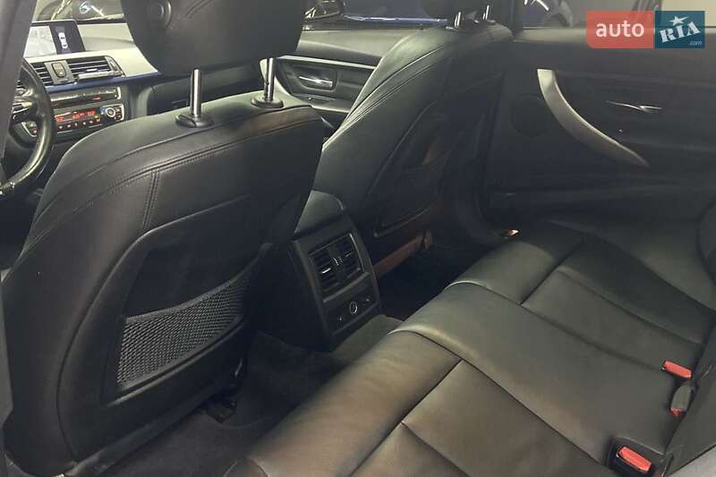 Седан BMW 3 Series 2014 в Львові