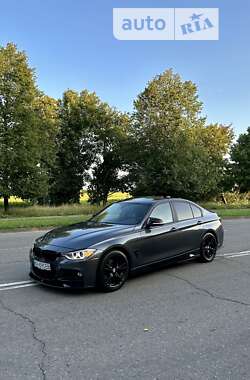 Седан BMW 3 Series 2013 в Виннице