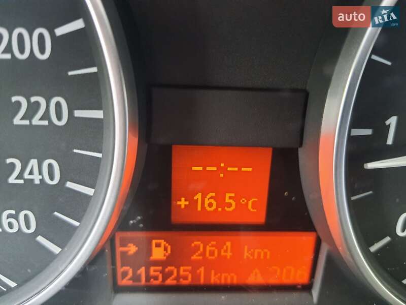 Седан BMW 3 Series 2005 в Львове