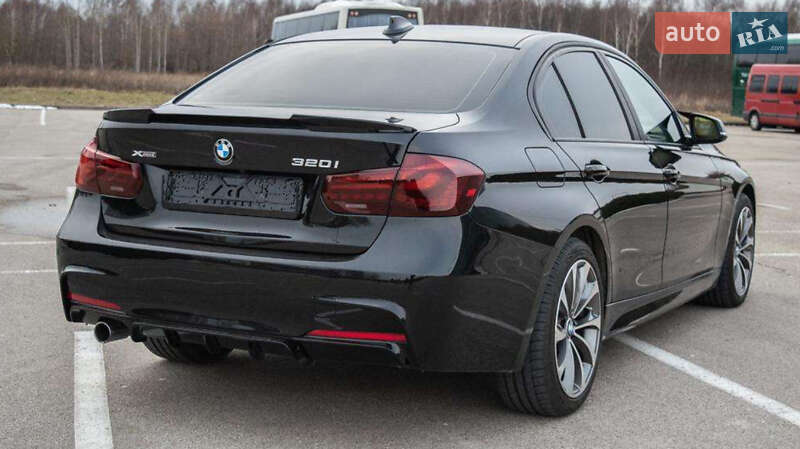 Седан BMW 3 Series 2015 в Вінниці