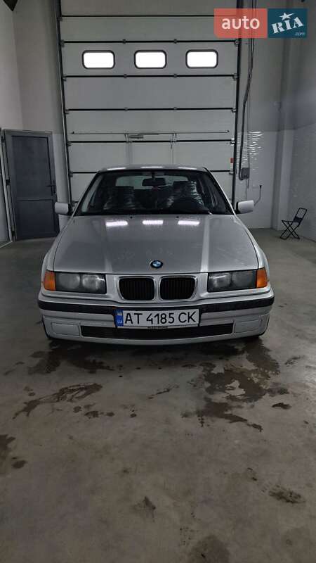 Купе BMW 3 Series 1999 в Ивано-Франковске