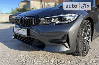 Седан BMW 3 Series 2019 в Києві