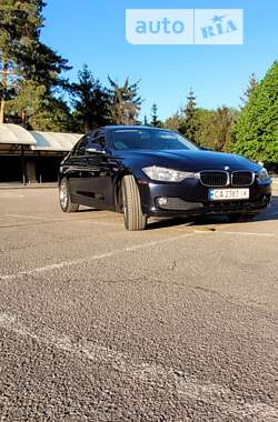 Седан BMW 3 Series 2013 в Умані