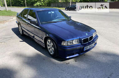 Седан BMW 3 Series 1996 в Вінниці