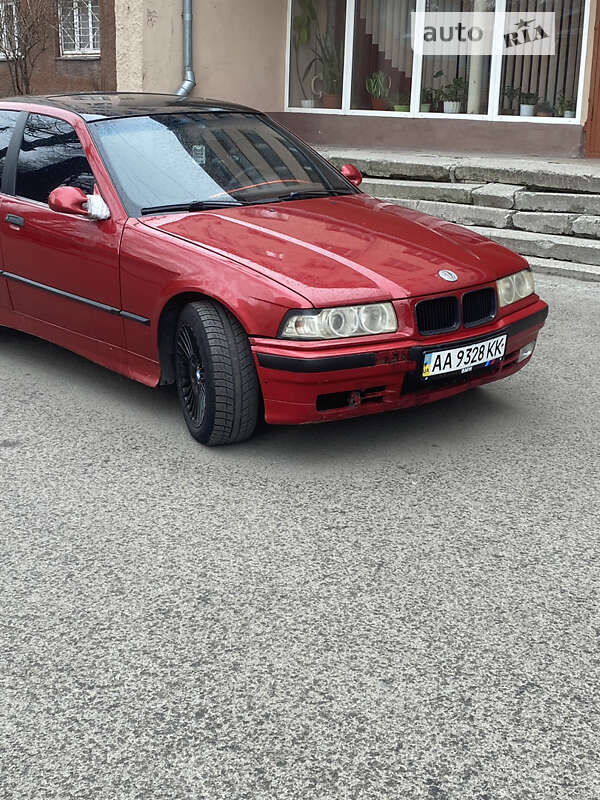 Седан BMW 3 Series 1990 в Днепре
