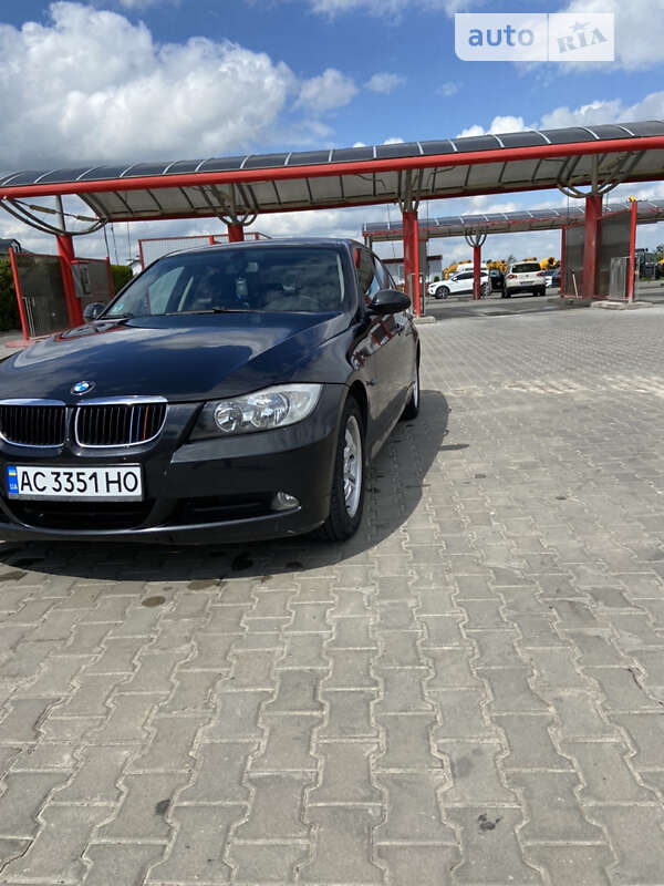 Седан BMW 3 Series 2007 в Луцке