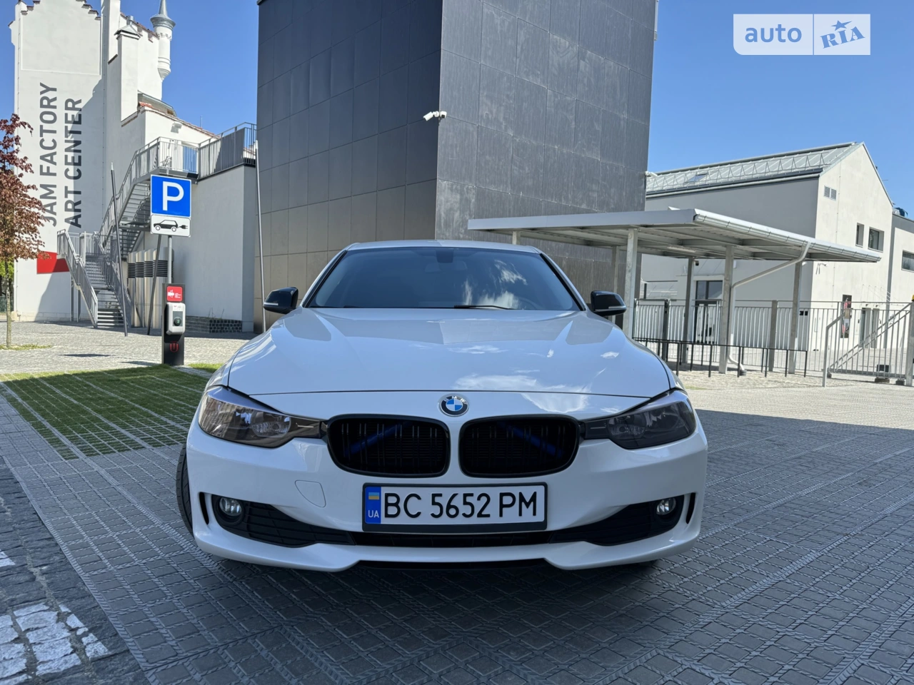 2016 BMW 3er - мініатюра 16