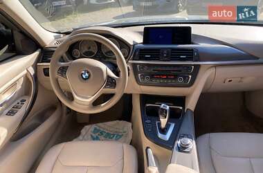 Седан BMW 3 Series 2012 в Львове