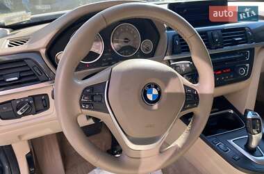 Седан BMW 3 Series 2012 в Львове