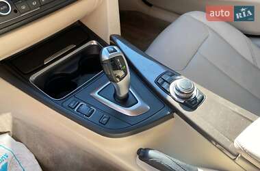 Седан BMW 3 Series 2012 в 