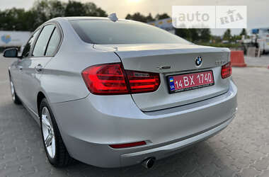 Седан BMW 3 Series 2014 в Львові