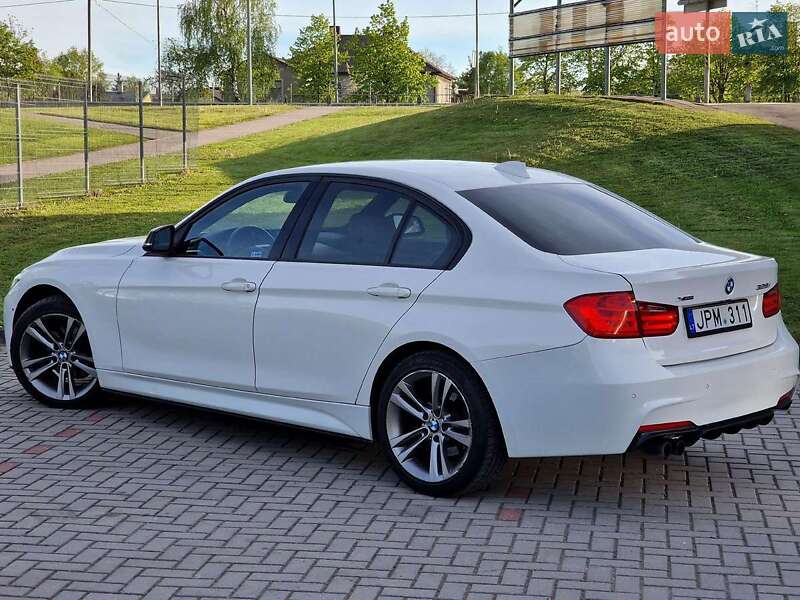 Седан BMW 3 Series 2013 в Полтаві