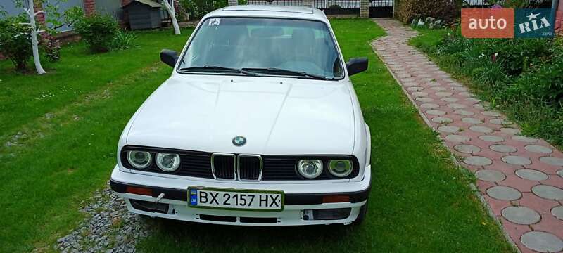 Седан BMW 3 Series 1987 в Дунаевцах