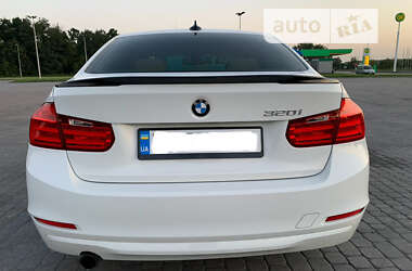 Седан BMW 3 Series 2014 в Радивилове