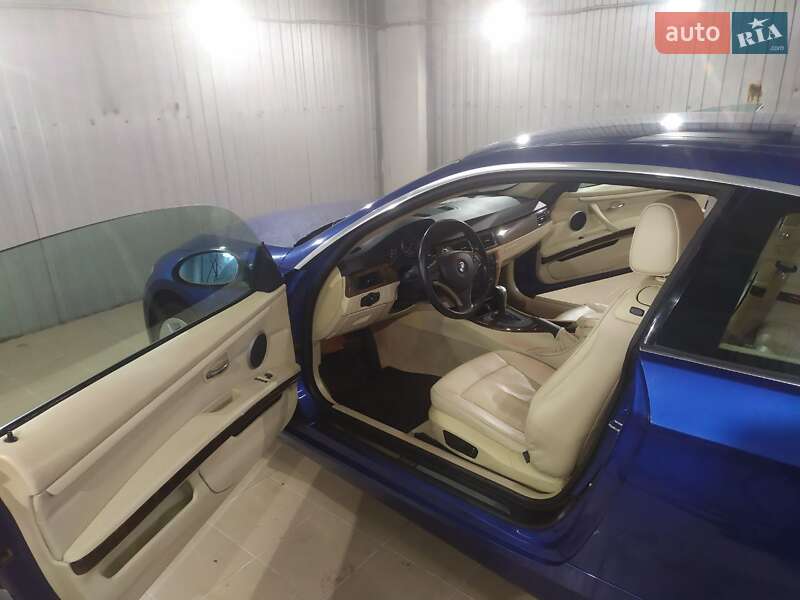 Купе BMW 3 Series 2007 в Киеве фото 10 Купе BMW 3 Series 2007 в Киеве