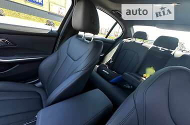 Седан BMW 3 Series 2021 в Ровно