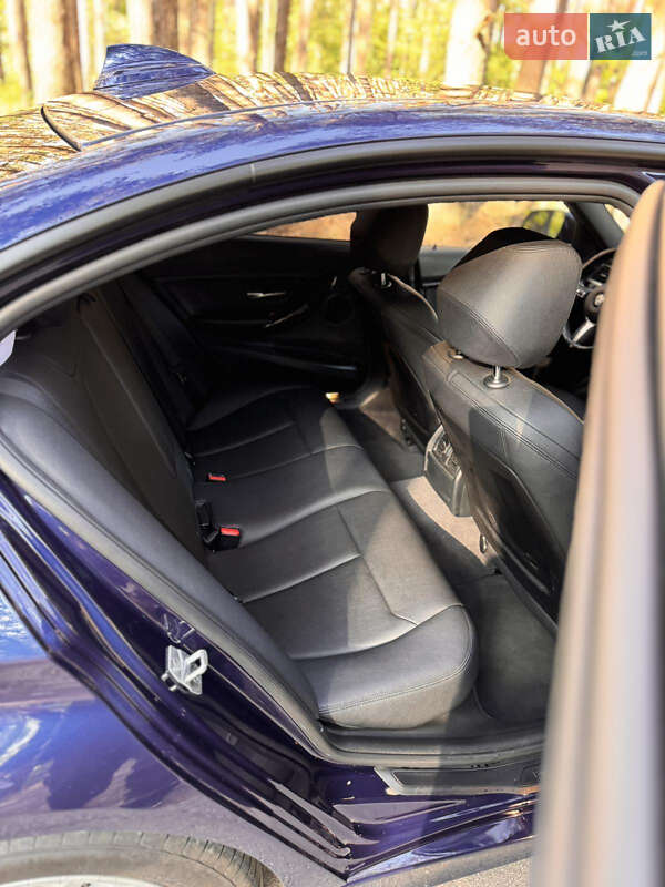 Седан BMW 3 Series 2016 в Ирпене фото 16 Седан BMW 3 Series 2016 в Ирпене